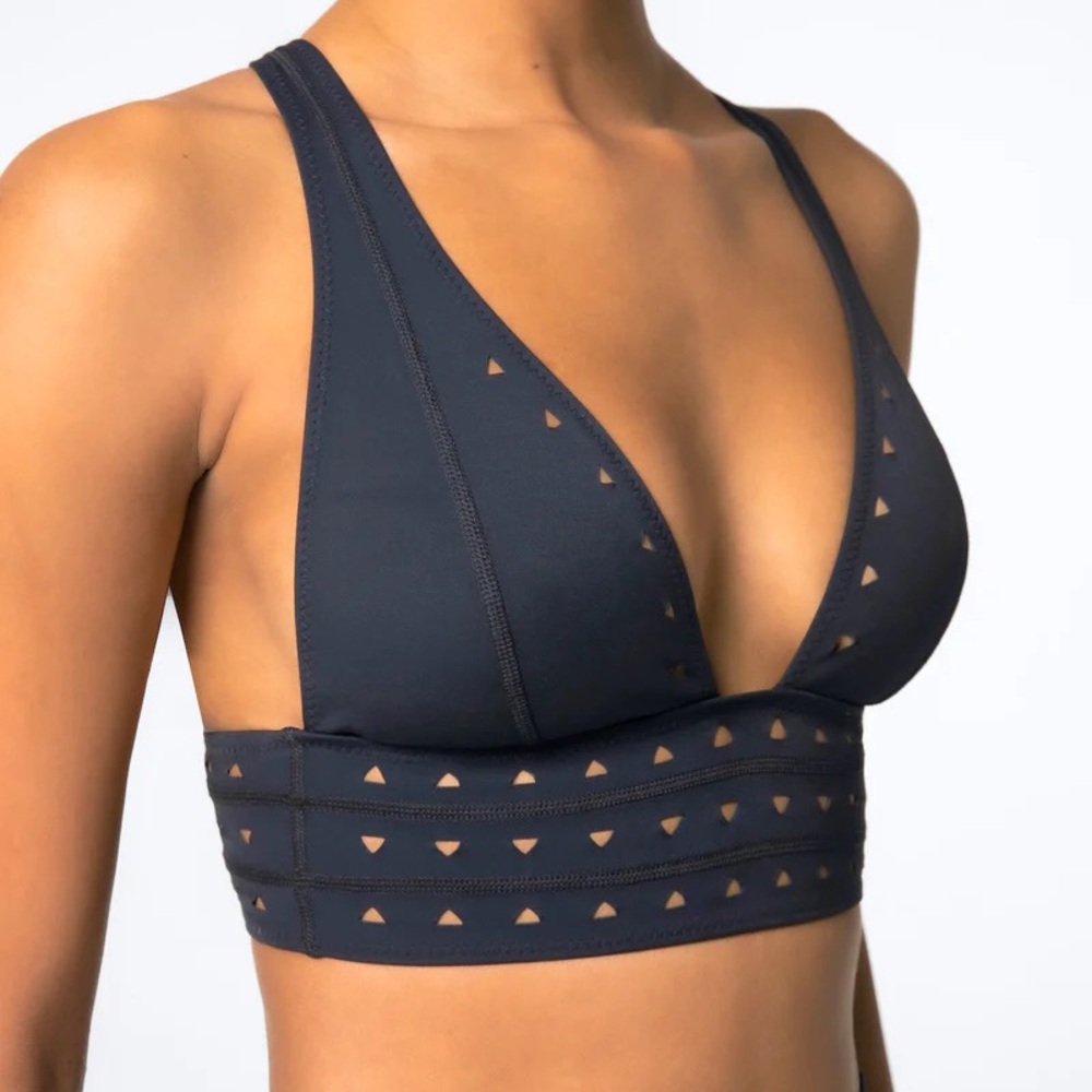 NWOT Gigi C Navy Eden bra